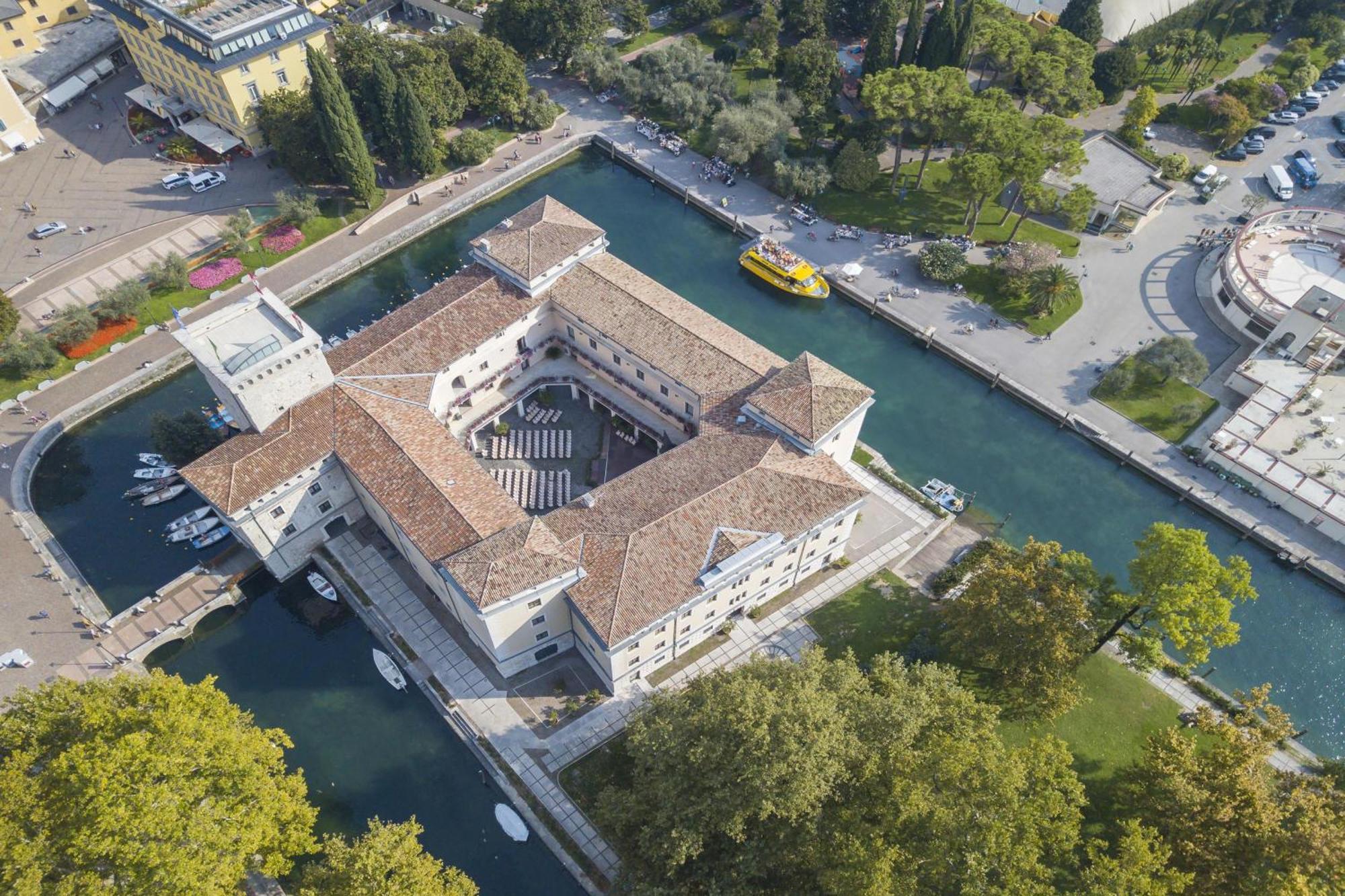 Appartamento Emma - Happy Rentals Riva del Garda Dış mekan fotoğraf